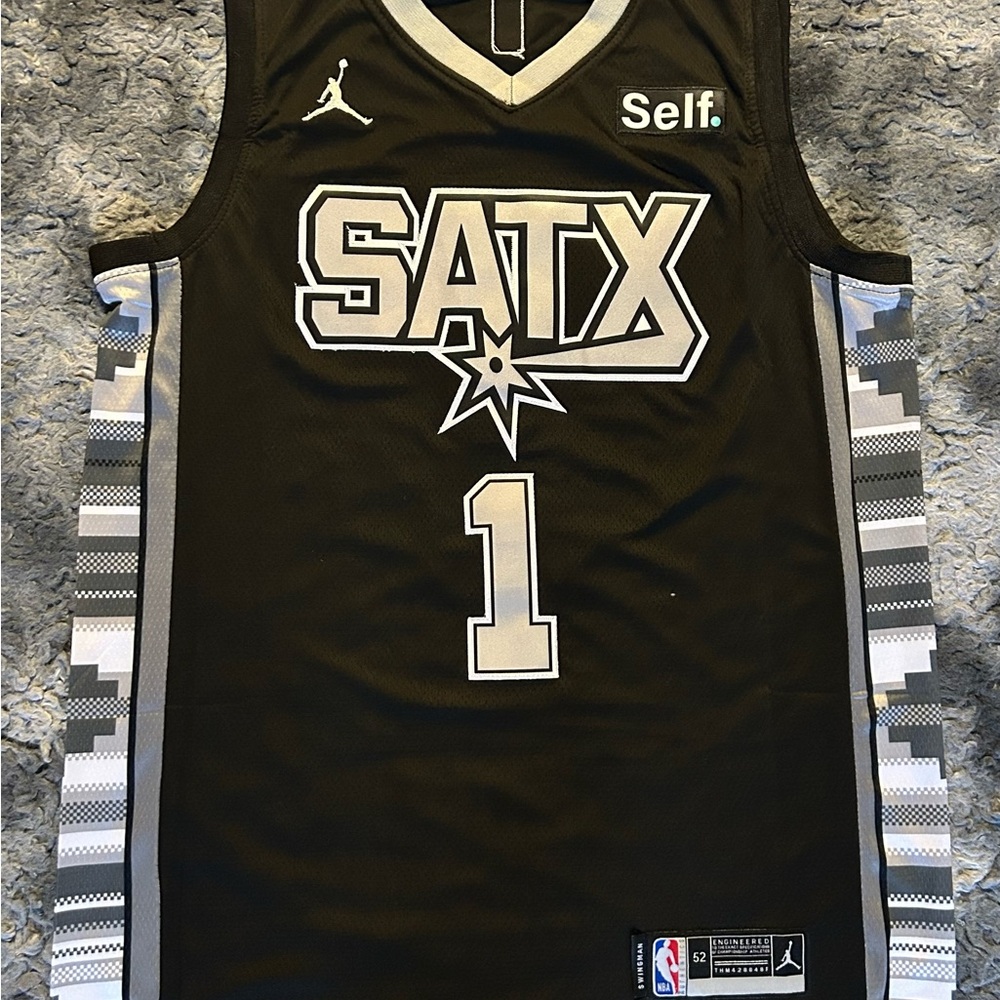 San Antonio Spurs Victor Wembanyama Black Jersey Size XL